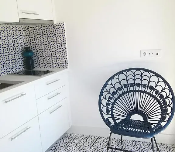 Alfama Services Appartement *