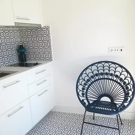 Alfama Services Appartement *
